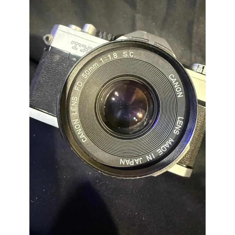 CUSTOM PAINTED CANON TX SLR FILM CAMERA WITH CANON FD 50MM 1.8